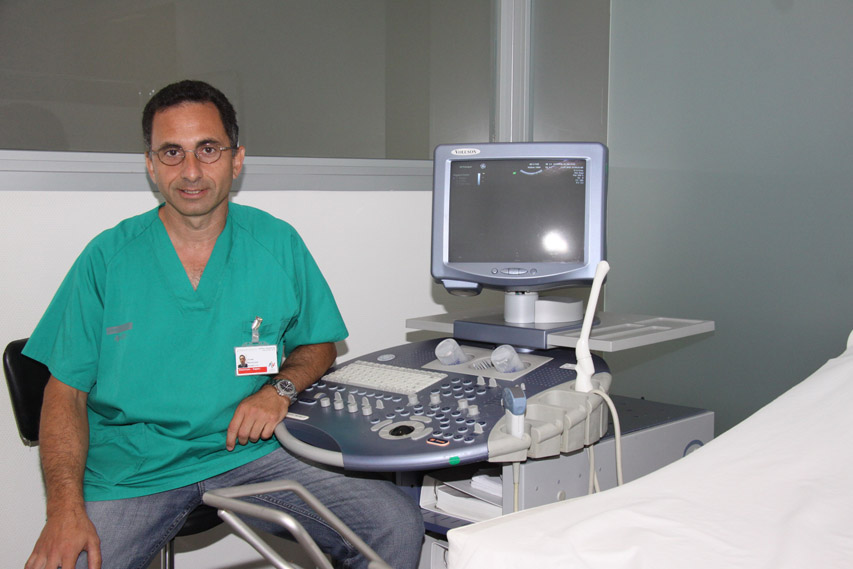 Dr. Morales del servicio de Obstetricia